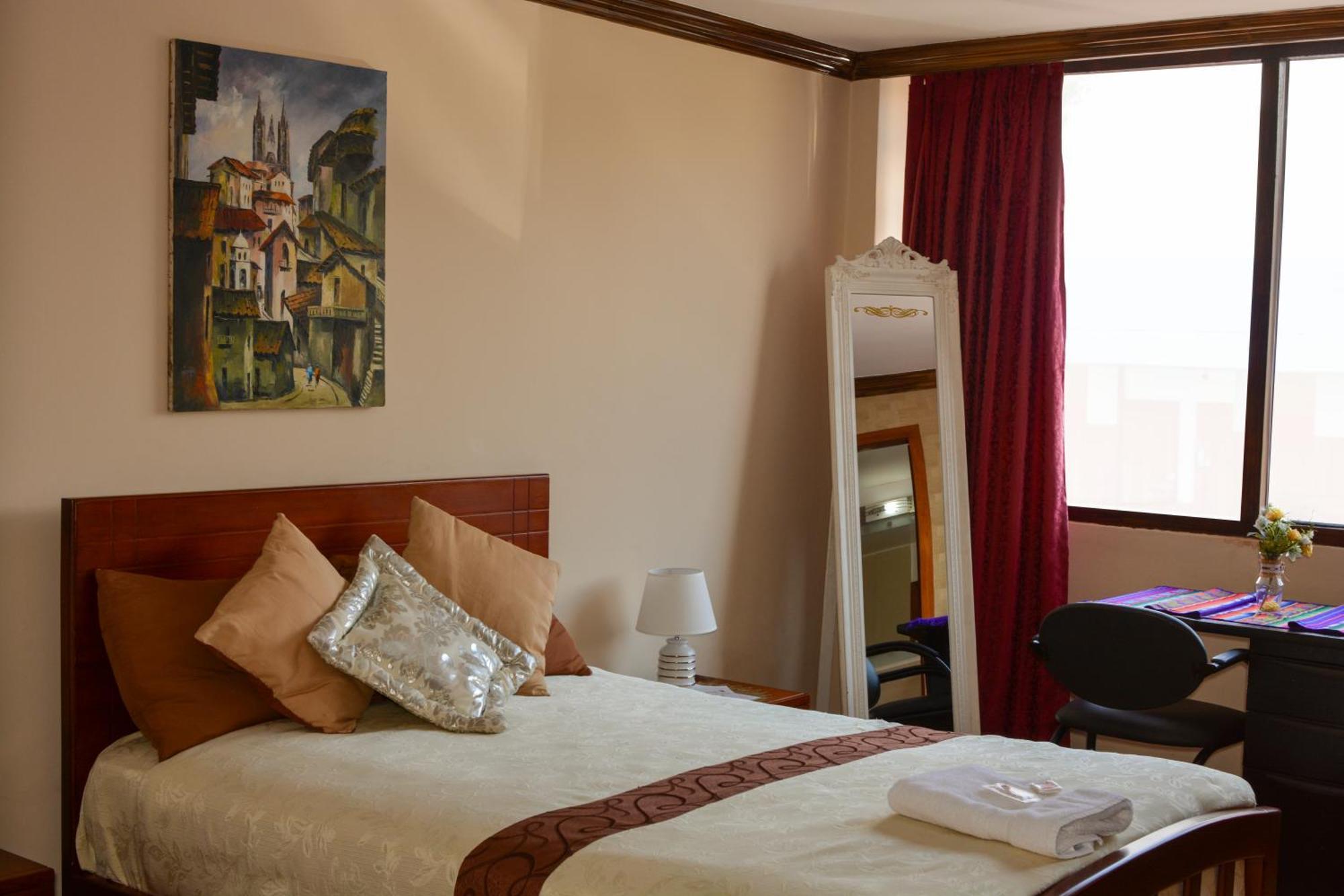 Lafayette Hotel 3*