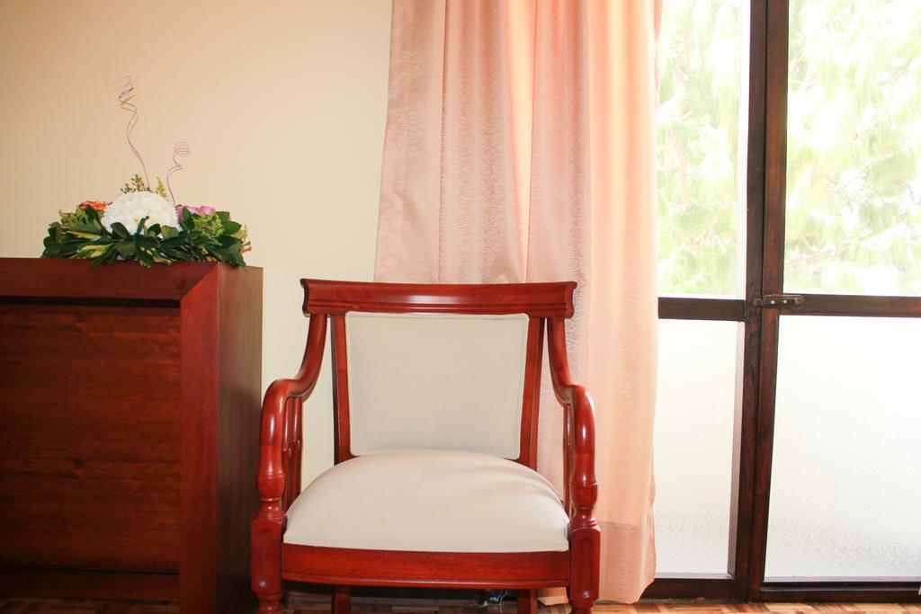 Lafayette 3* Quito